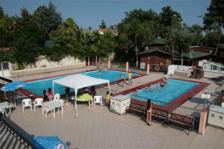 La Pineta Hotel Albenga Exterior photo